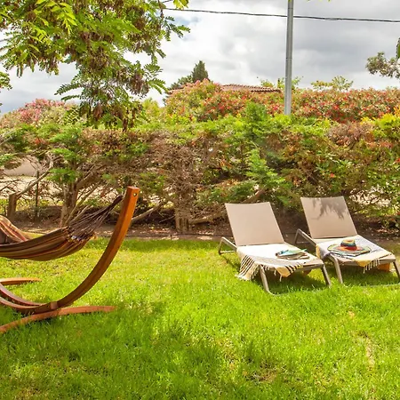 Acacia Très Chaleureuse Avec Beau Jardin - 4 à 6 Personnes Calvi (Corsica)