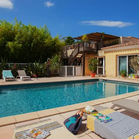 Acacia Très Chaleureuse Avec Beau Jardin - 4 à 6 Personnes Calvi (Corsica)